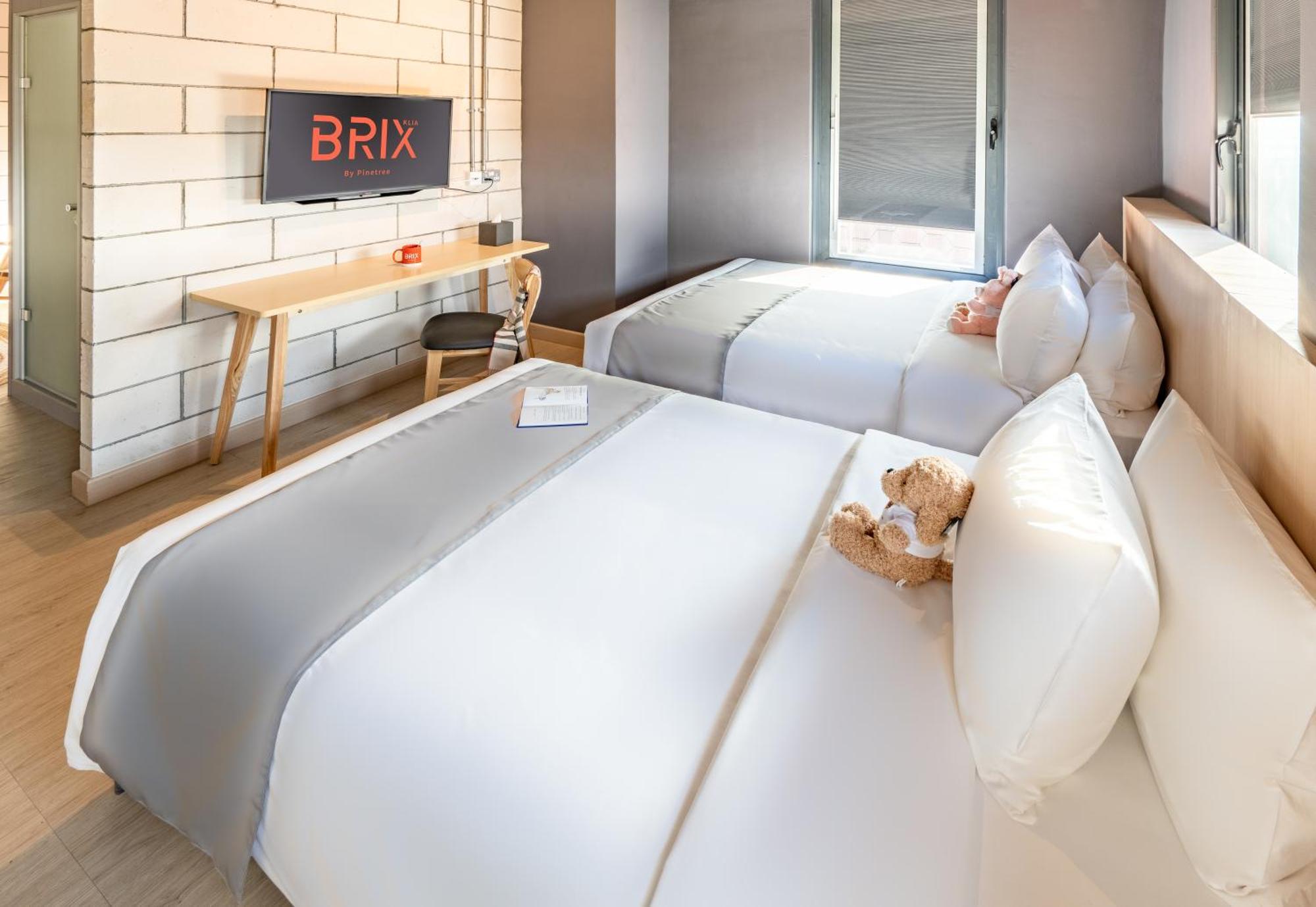 Hotel Brix Klia By Pinetree à Sepang Extérieur photo